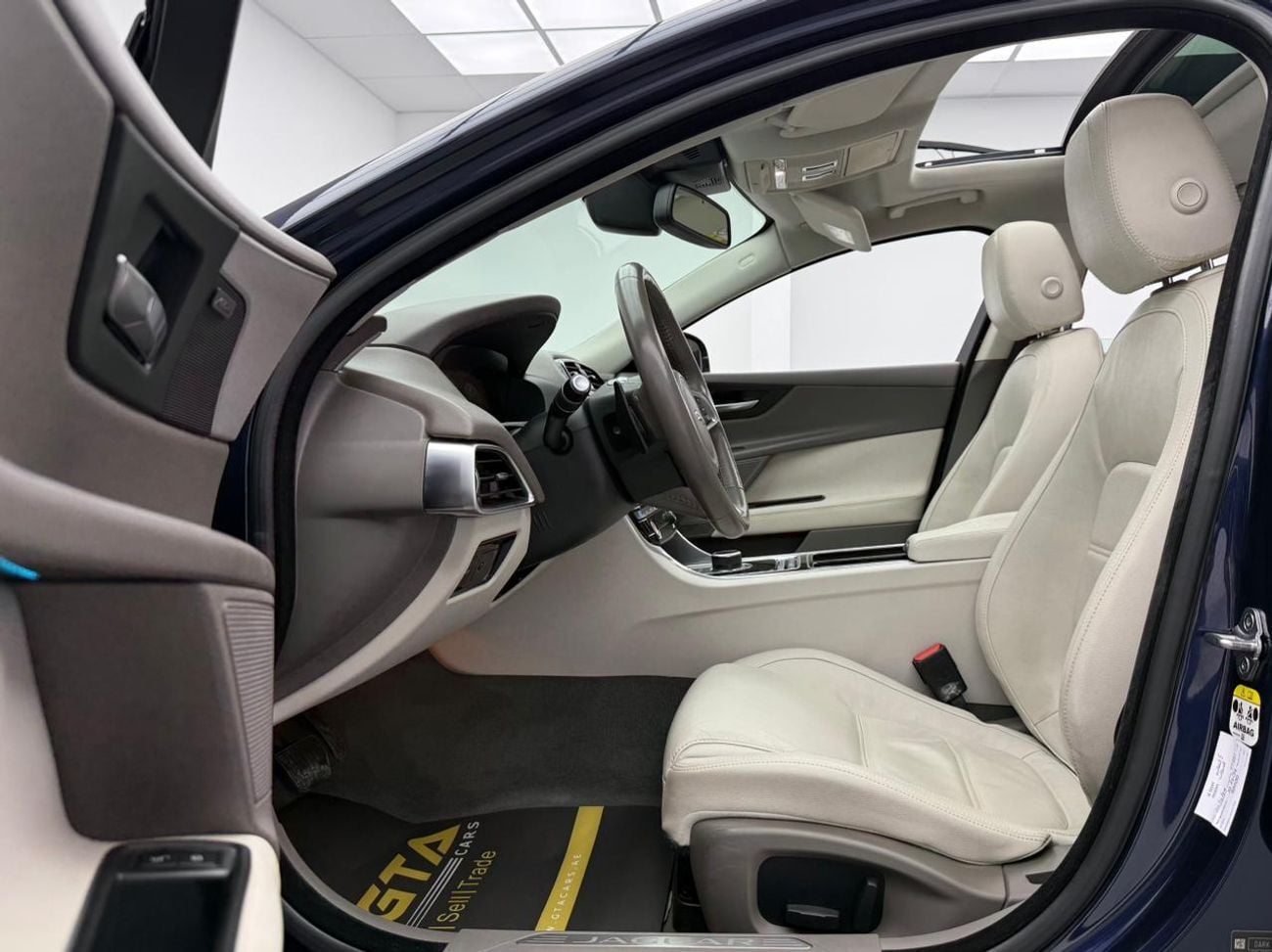 Jaguar XE 2018 Jaguar XE Prestige, 2026 Jaguar Warranty, 2028 Jaguar Service Pack, Excellent Condition, GCC