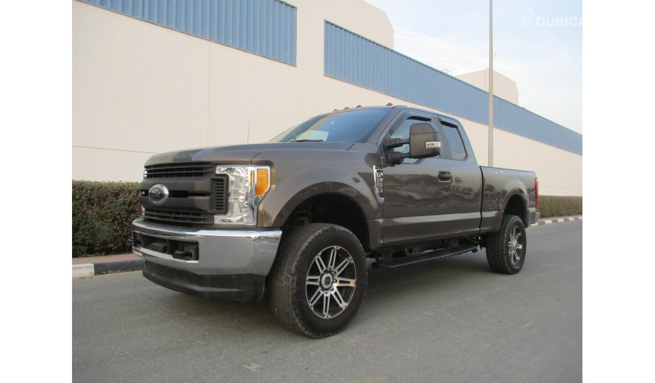 Ford F 250 SUPPER DUTY 2017 LOW MILEAGE