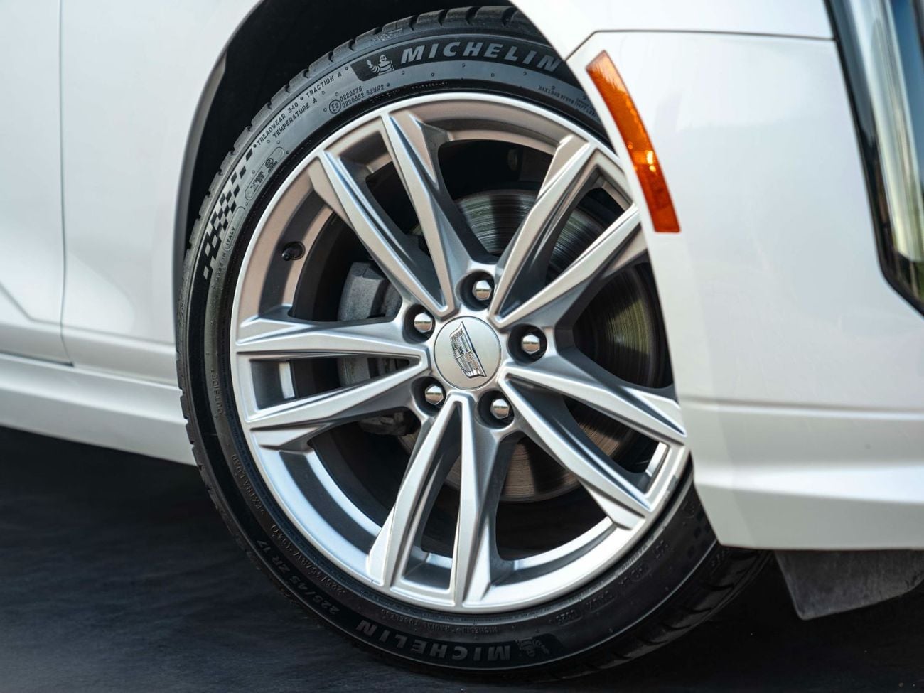 Cadillac CT4