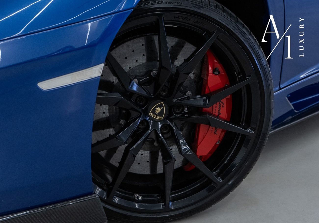 Lamborghini Aventador 6.5L V12