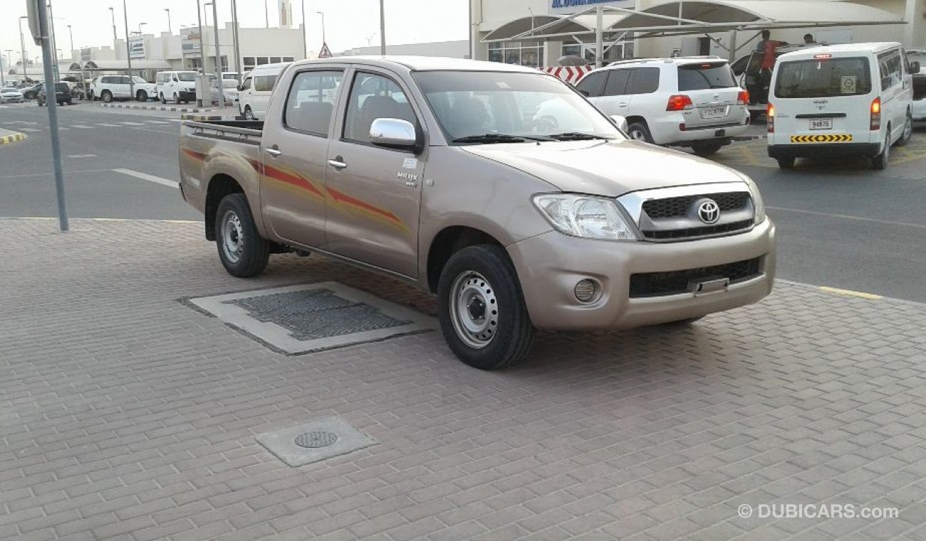 Toyota Hilux GCC NO PAIN NO ACCIDENT PERFECT