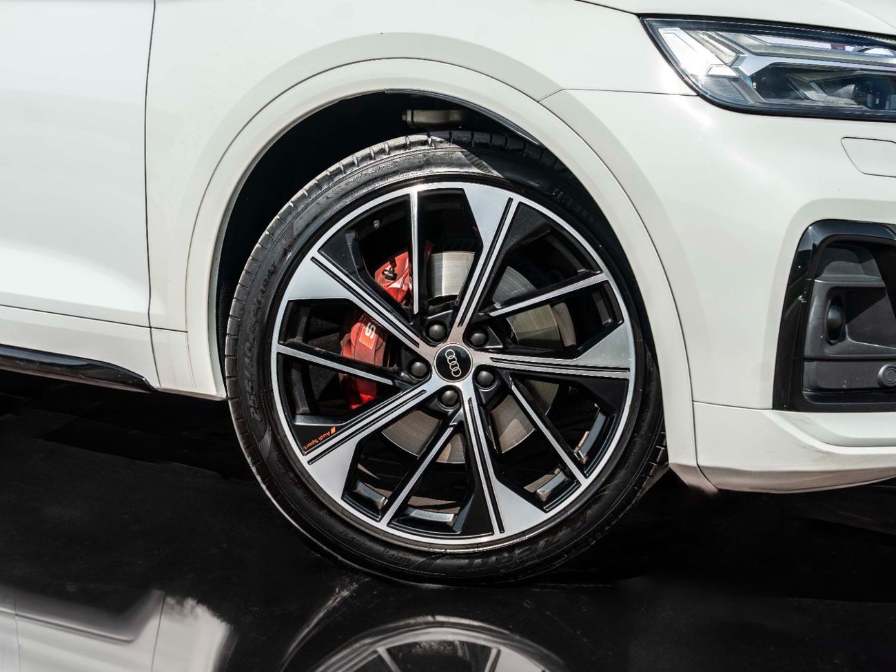 أودي SQ5 TFSI quattro 3.0L (349 HP)