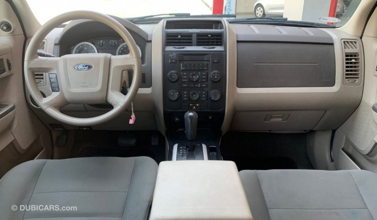 Ford Escape Std excellent condition