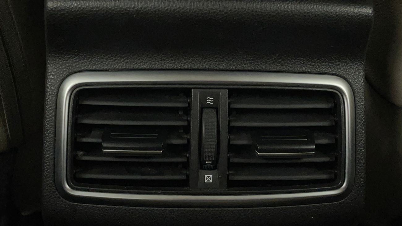 Renault Megane LE 1.6 | Zero Down Payment | Home Test Drive