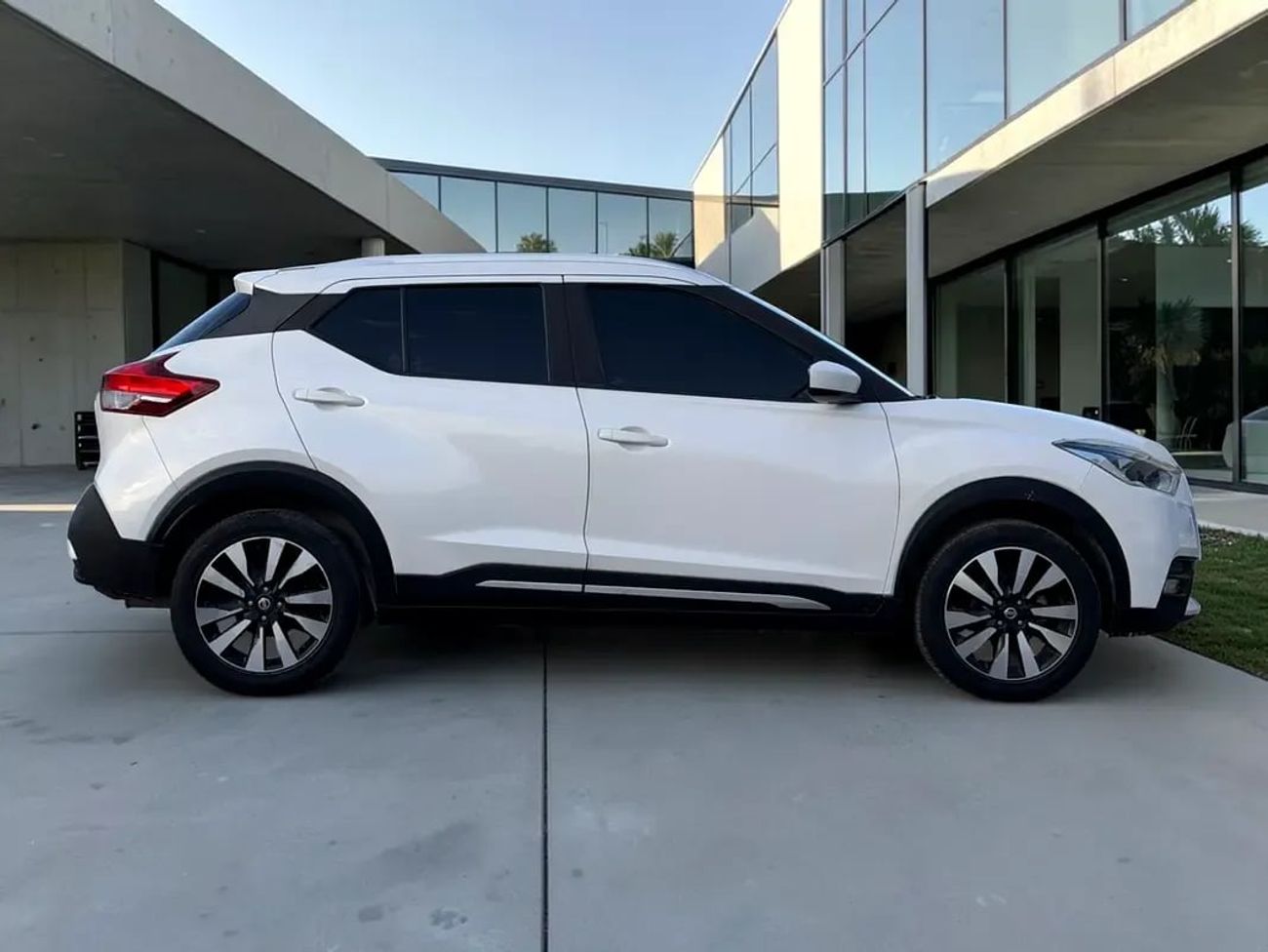 Nissan Kicks !! EID SALE !! 1 YEAR FREE WARRANTY !!  AED 750 P.M | 0% DOWN PAYMENT | NISSAN KICKS | 2018 | GCC SP