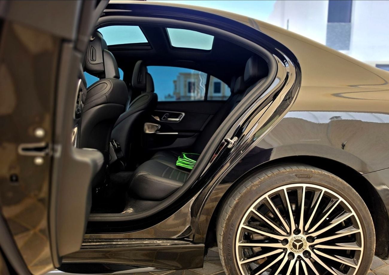 مرسيدس بنز C 300 STANDARD
