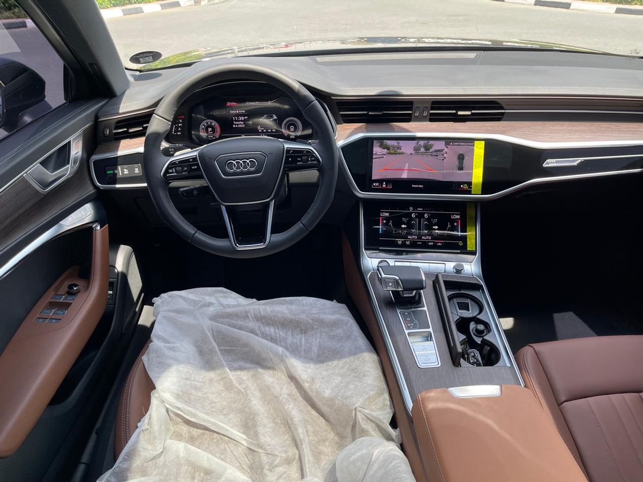 Audi A6 40 TFSI (190 HP) 40 TFSI Full Option Warranty & Service 2025 GCC