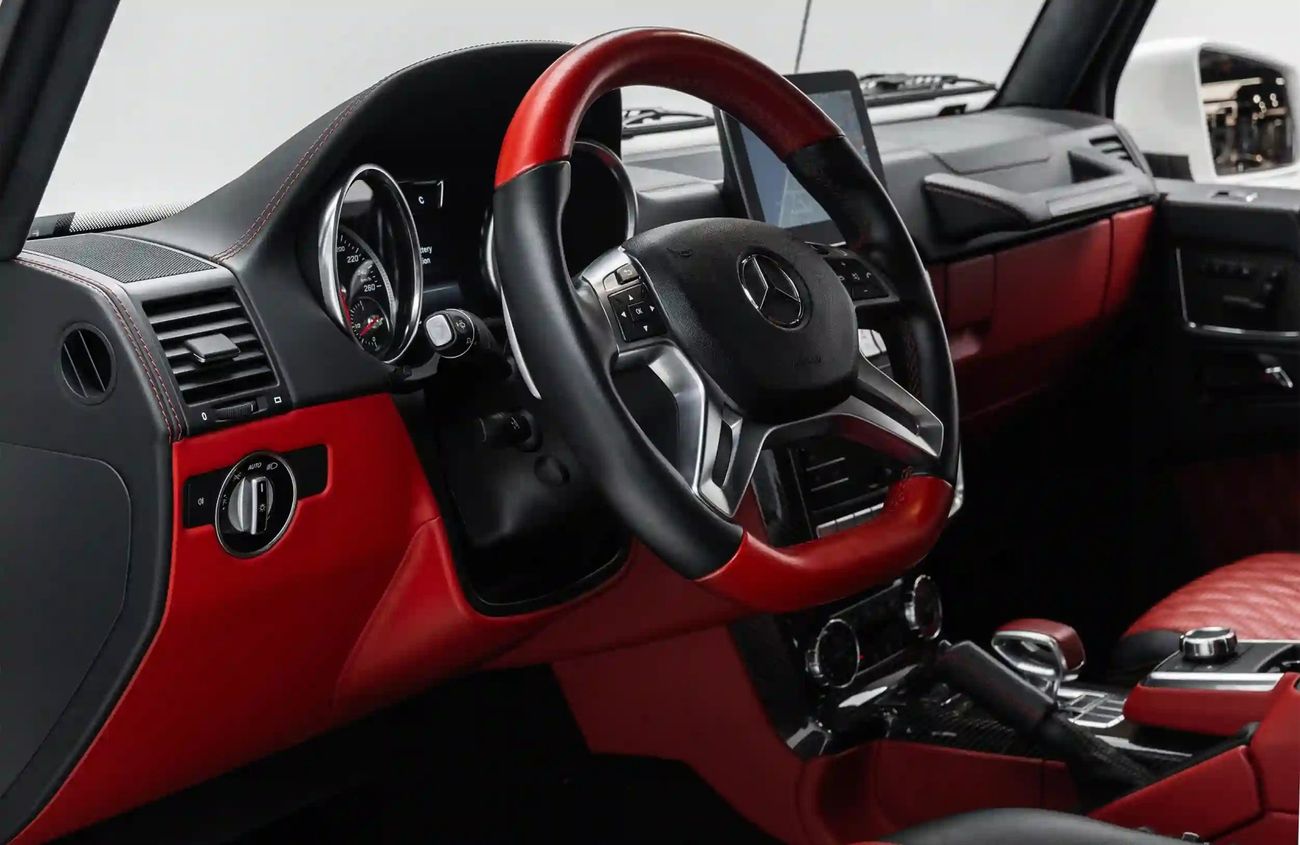 Mercedes Maybach G 650 6.0 L V-12 Biturbo Engine