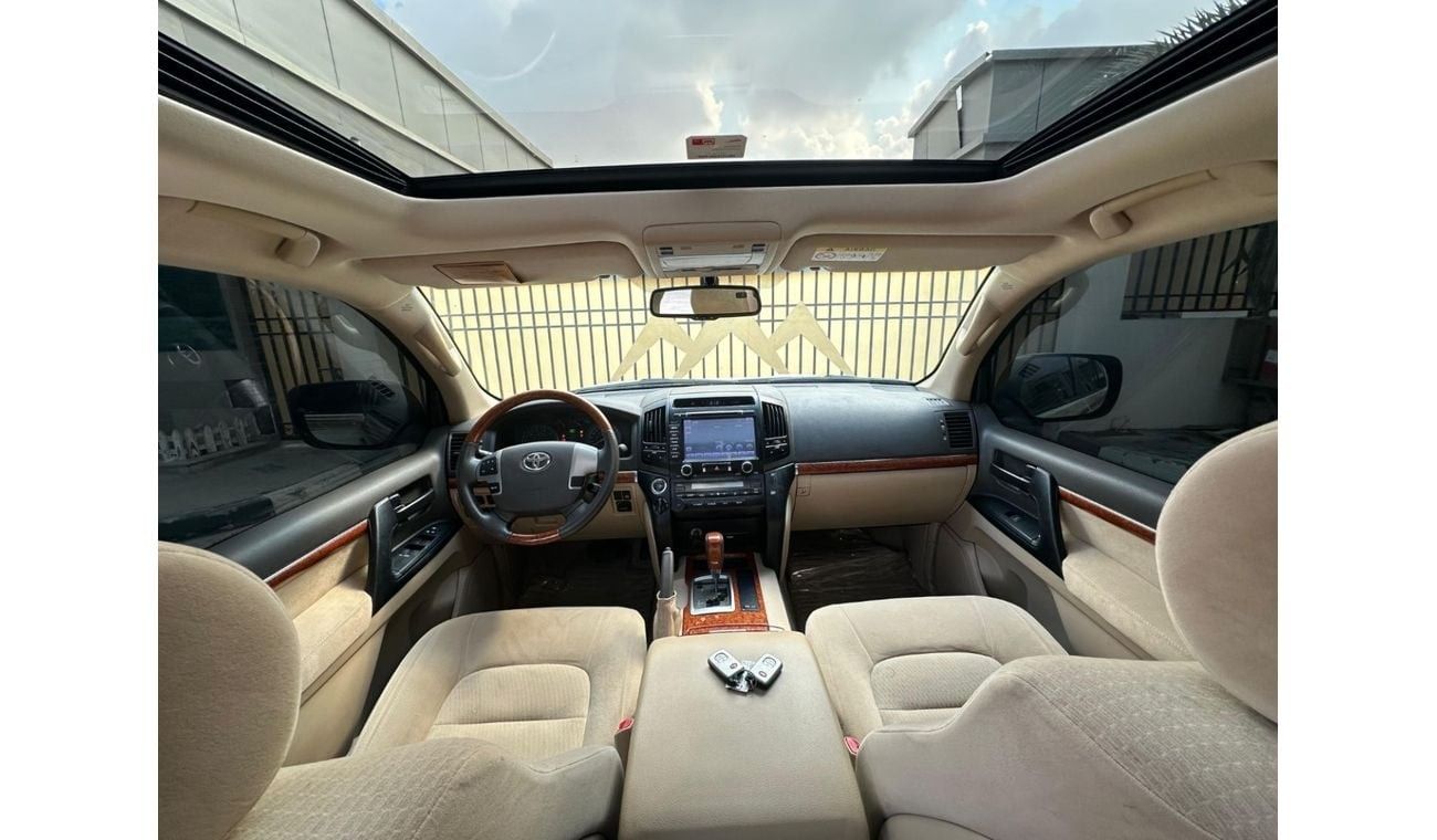 تويوتا لاند كروزر GXR 4.6L