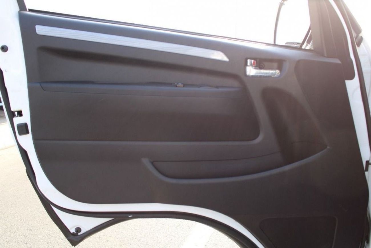 فوتون فيو JIANGTIANPAI 2.5L DSL 15 STR Hi Roof R5 Series Manual