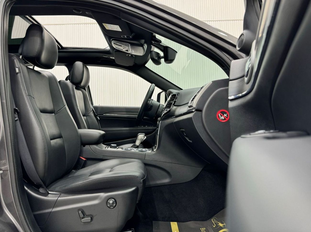 جيب جراند شيروكي 2021 Jeep Grand Cherokee Limited, 2027 Jeep Warranty, 2025 Jeep Service Pack, Full Options, GCC