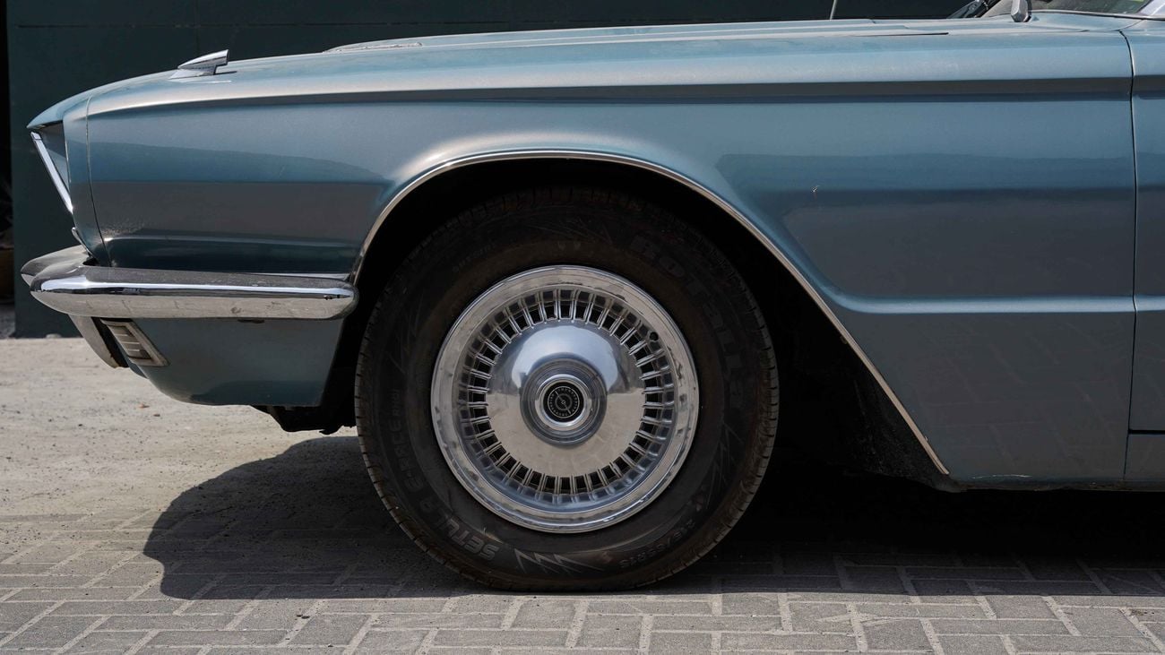 Ford Thunderbird