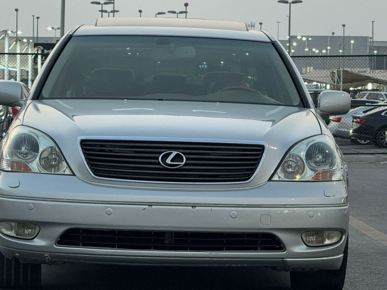 Lexus LS 430 In excellent condition and requires no expenses