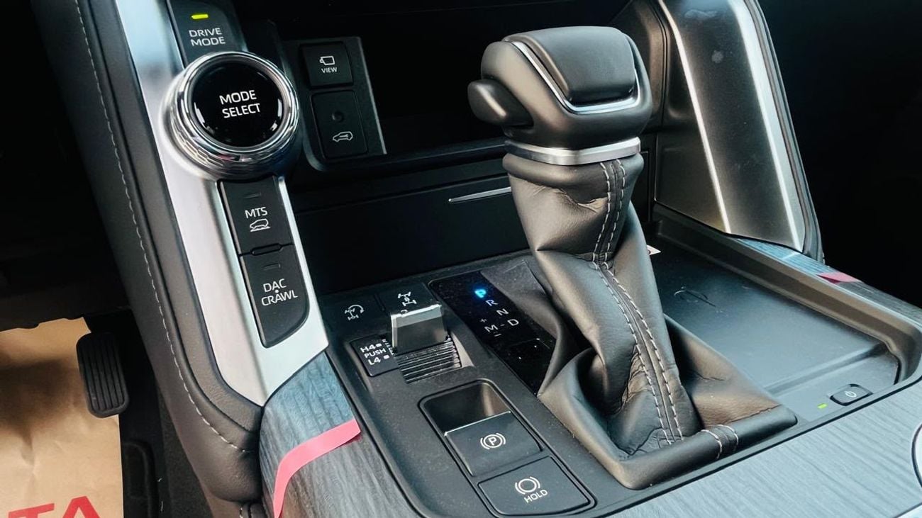 Toyota Land Cruiser VXR
