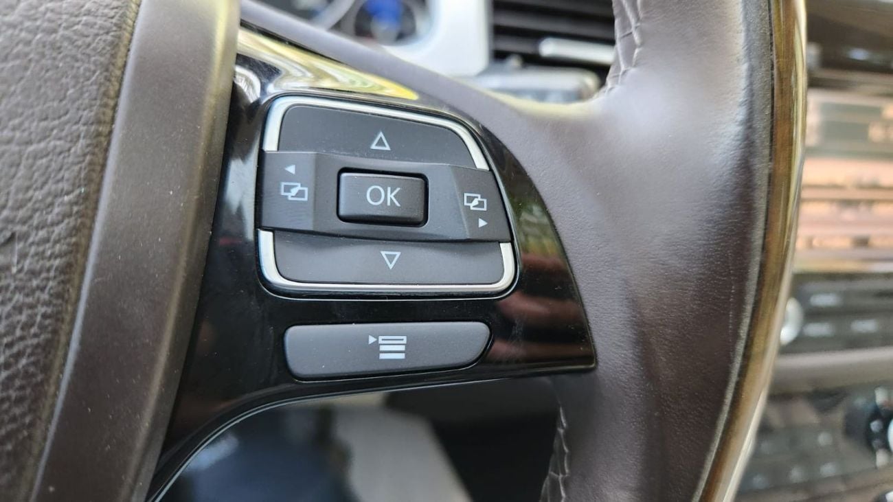 Volkswagen Touareg SEL