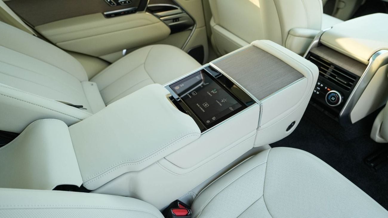 لاند روفر رينج روفر Autobiography P530 4.4L V8 WHITE - WHITE 2025 MY EXPORT PRICE