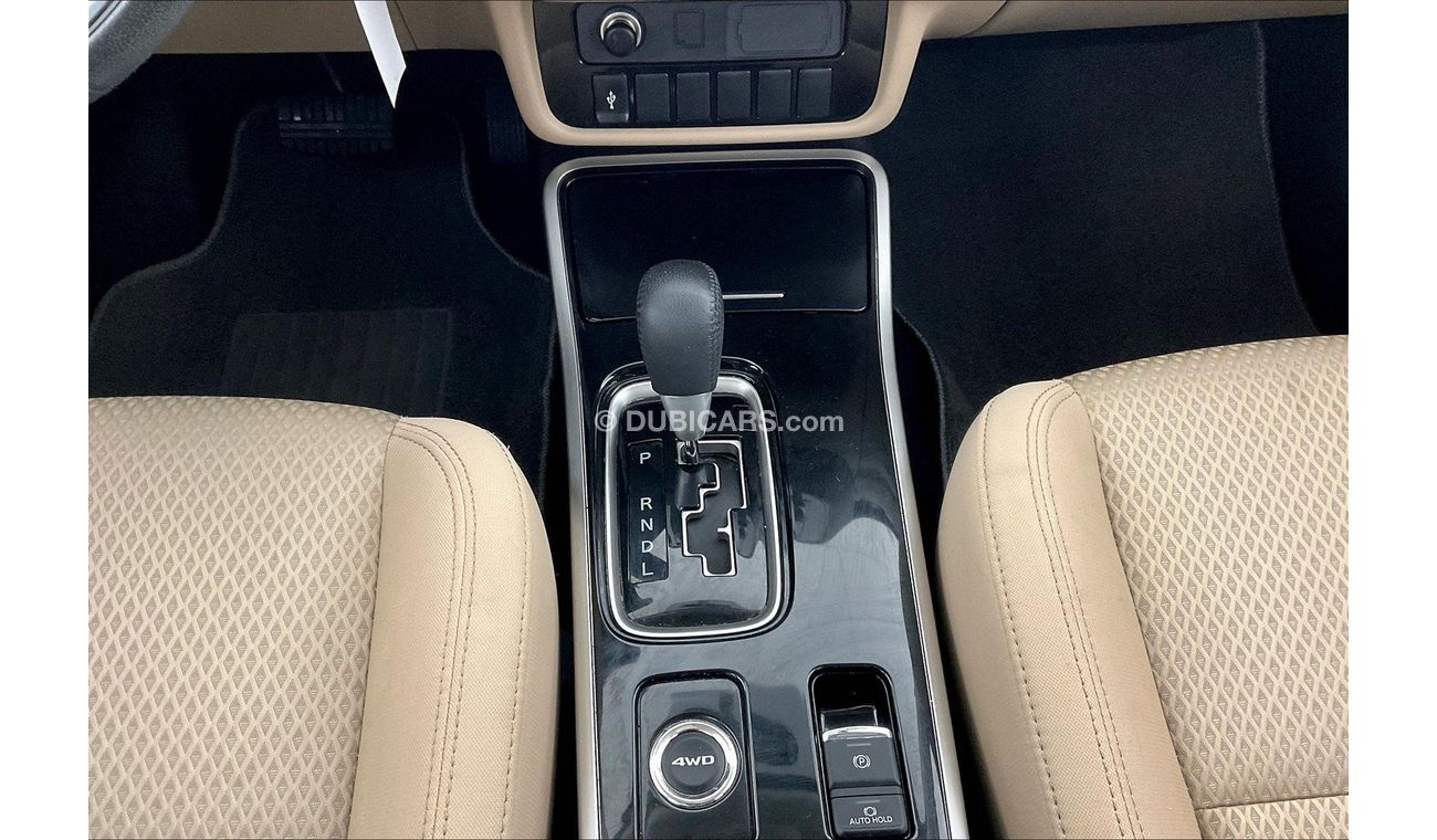 Mitsubishi Outlander GLX Midline