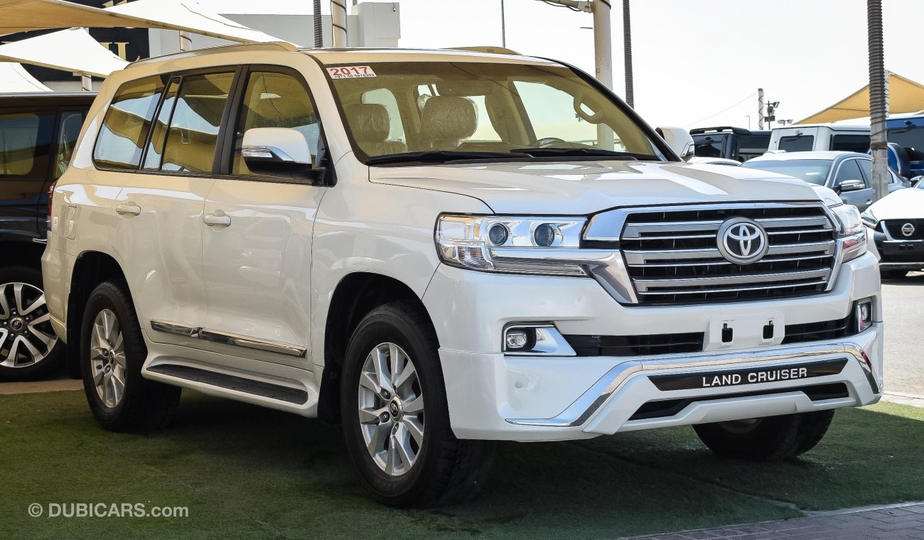 Toyota Land Cruiser GXR V6