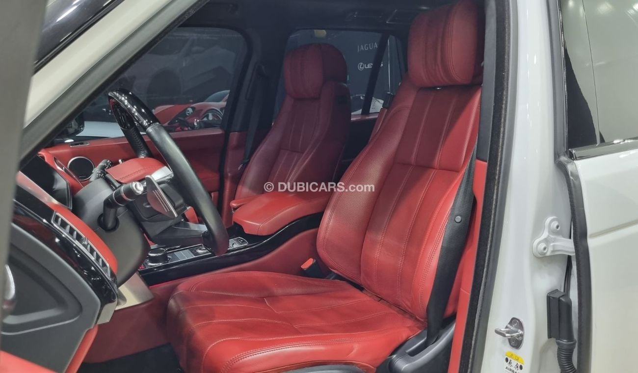 لاند روفر رينج روفر RANGE ROVER VOGUE AUTOBIOGRAPHY GCC FACE LIFT 2021 IN BEAUTIFUL CONDITION FOR 159K AED