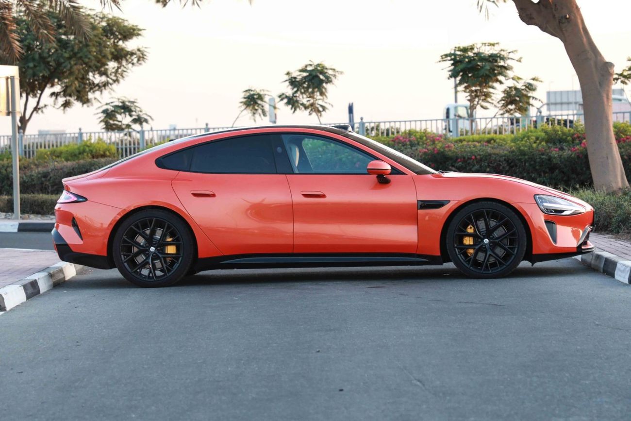 Xiaomi SU7 2024 XIAOMI SU7 MAX - Orange inside Grey