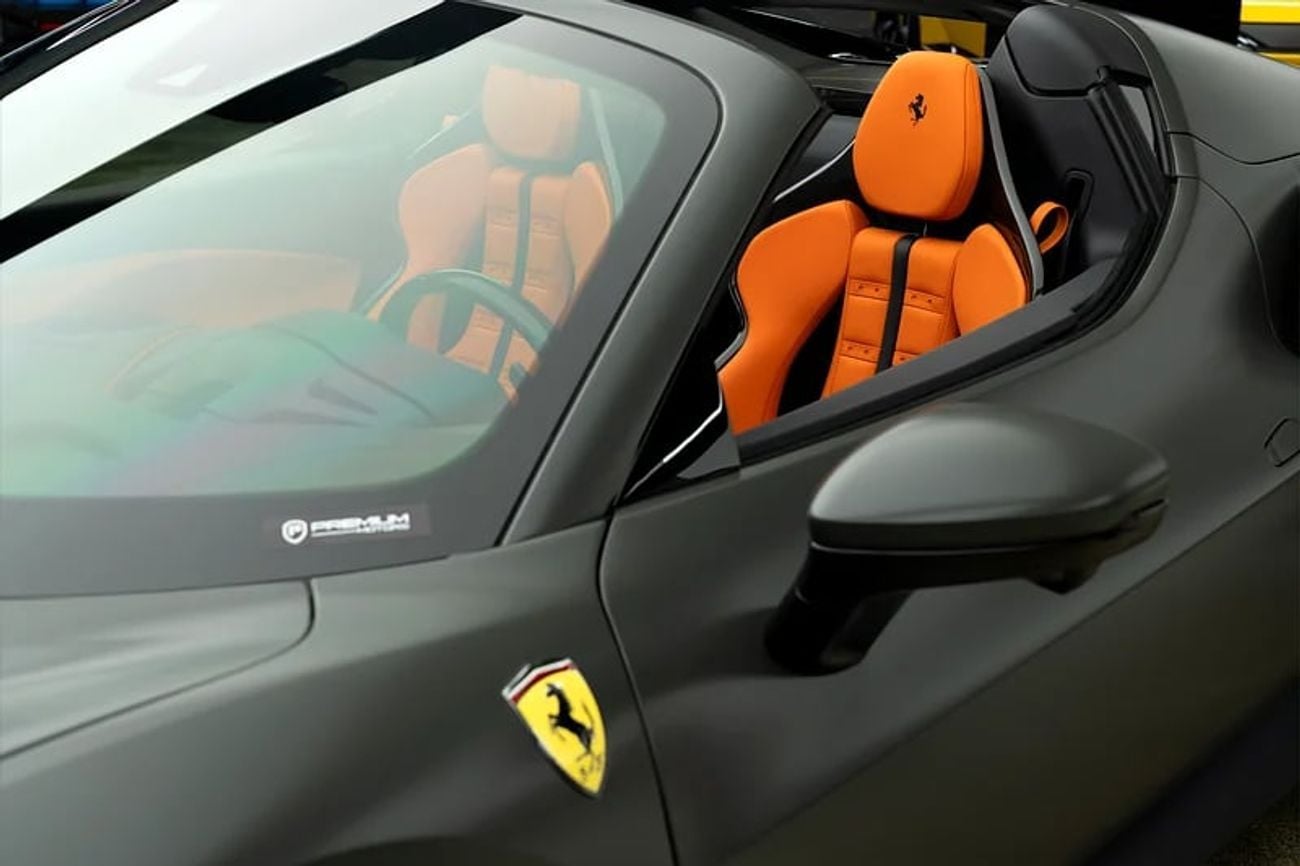 فيراري 296 GTB 