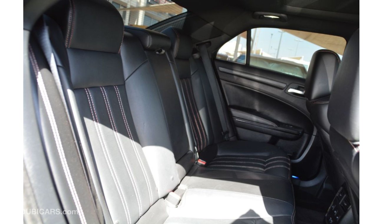 Chrysler 300s SOLD!!!!Chrysler SRT8 300S V6 2015/ FullOption/ Panoramic Roof/ Very Good Condition