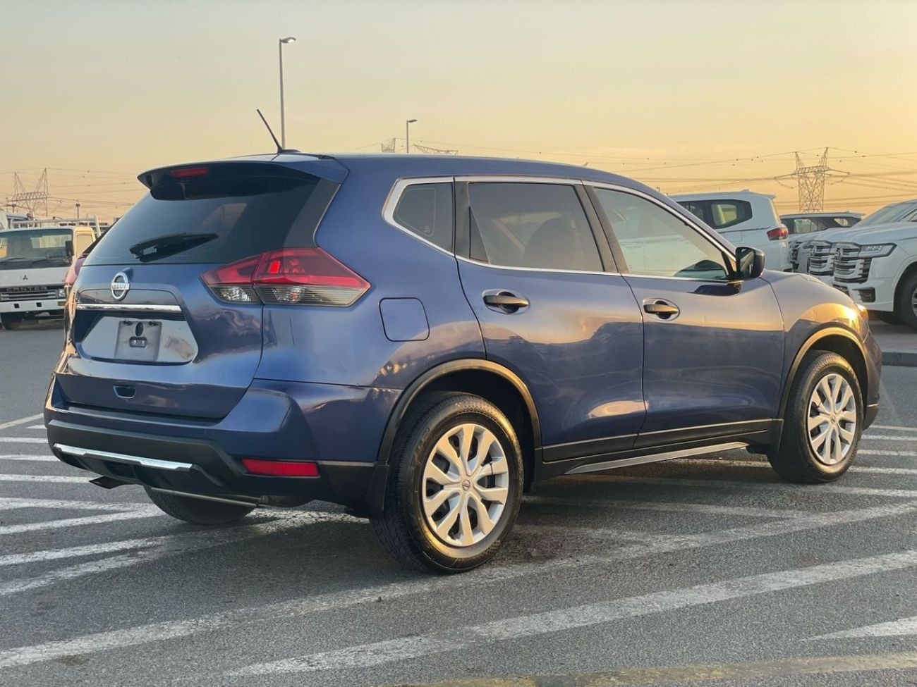 نيسان روج 2019 Nissan Rogue S MidOption 2.5L V4 - Multi Drive Mode - Rear CAM -