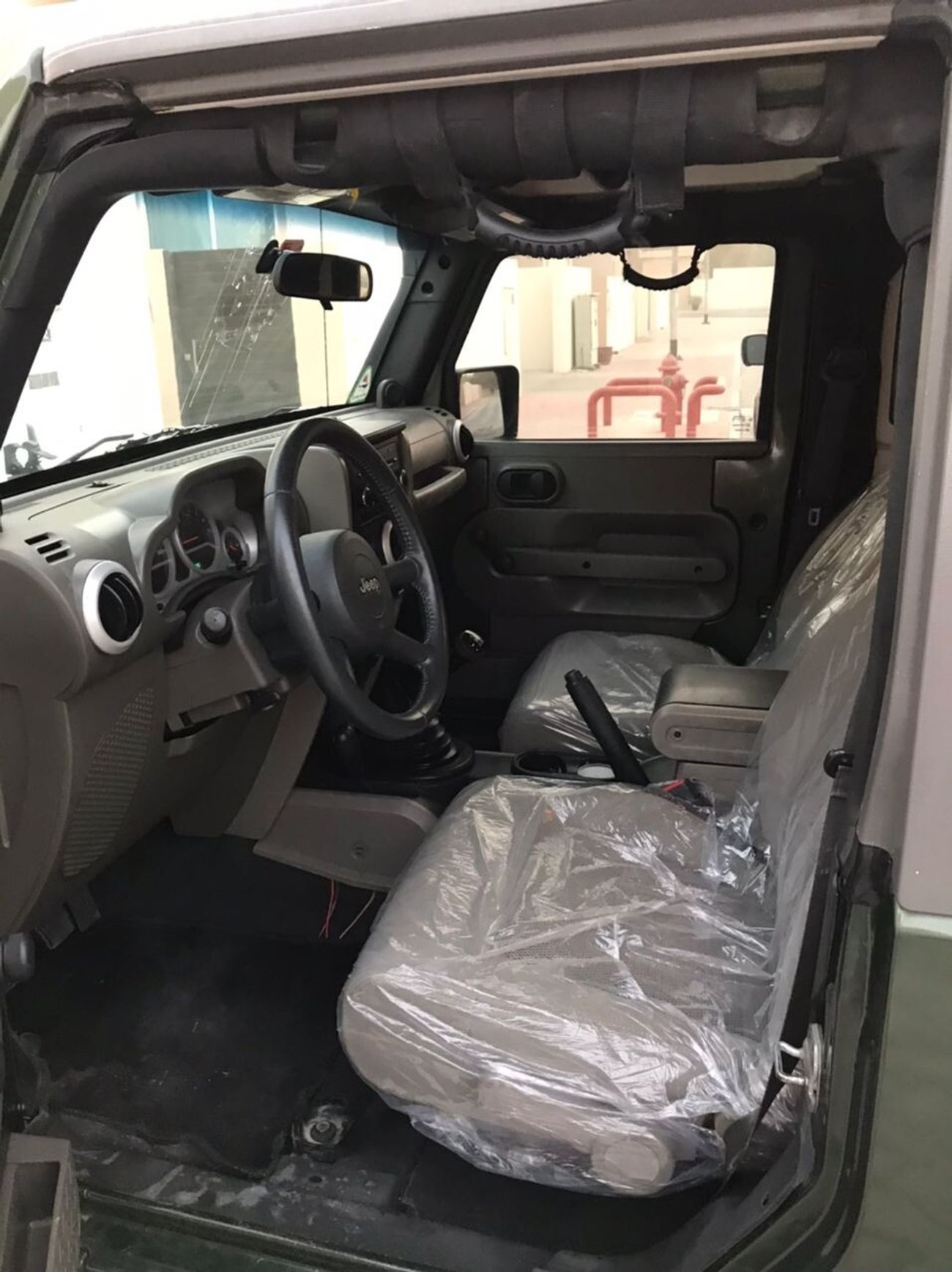 جيب رانجلر Sahara 3.6L M/T