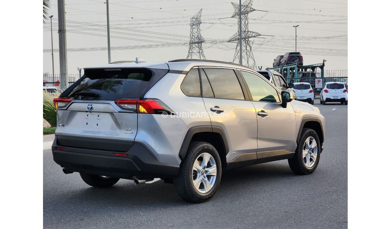 Toyota RAV4 XLE TOYOTA RAV4 HYBRID 2020 MODEL CLEAN CAR