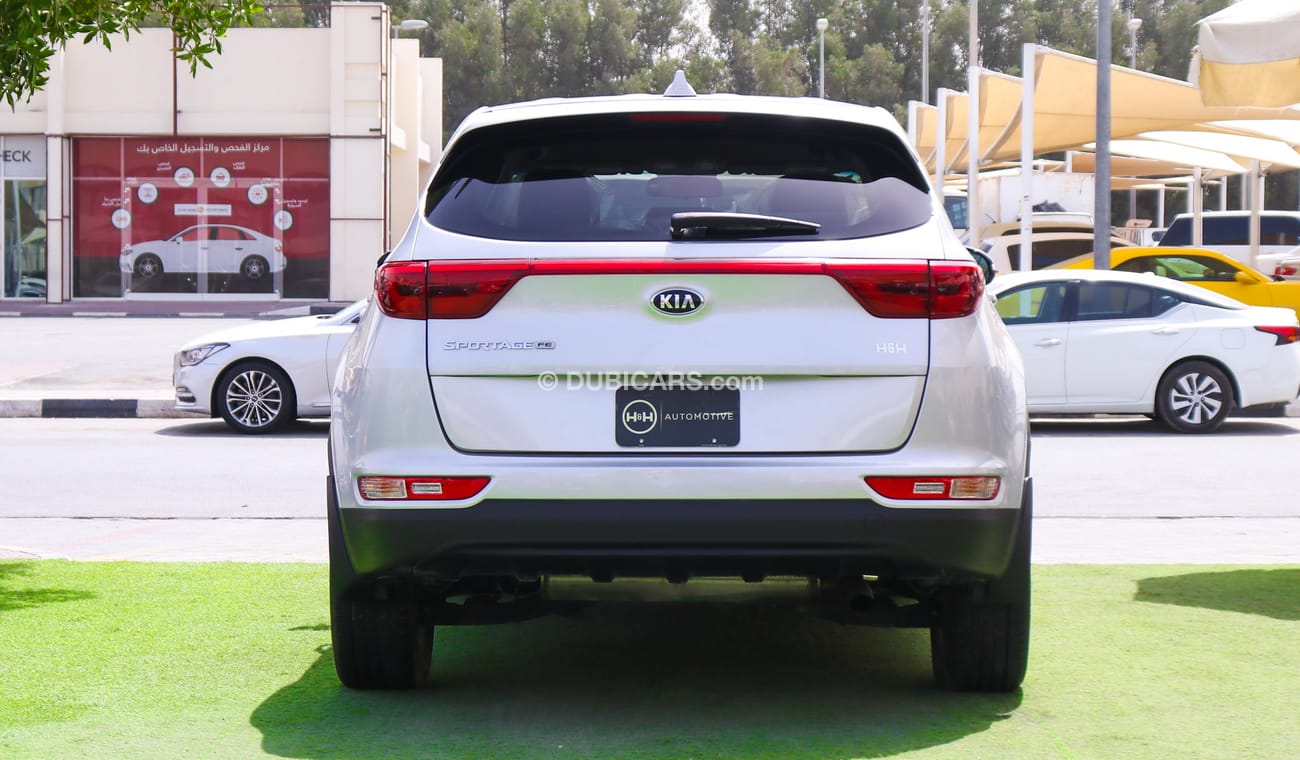 Used Kia Sportage FE 2019 for sale in Sharjah 504289