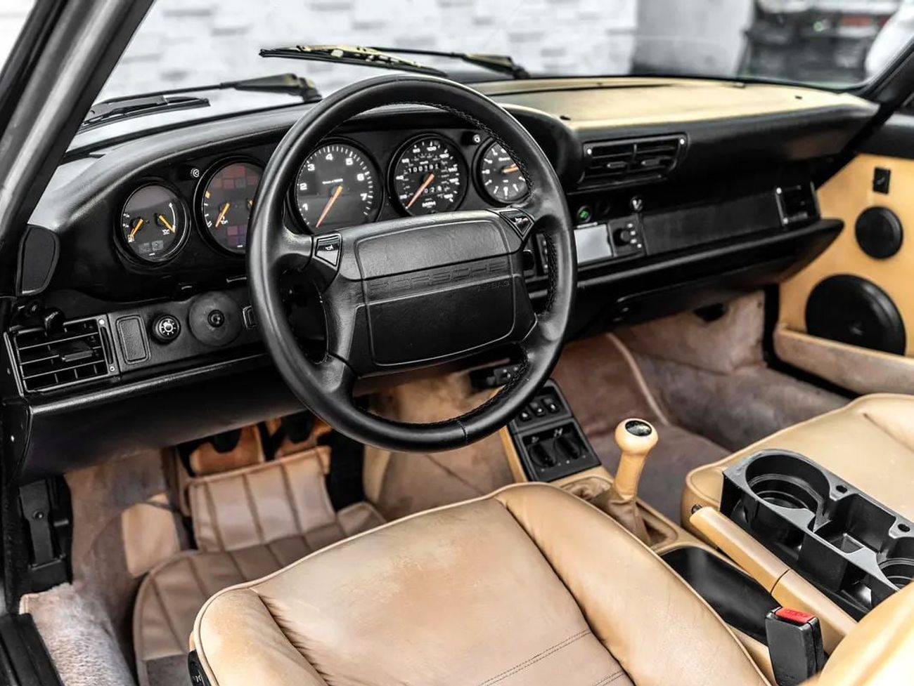 Porsche 911 CARRERA Porsche 911 Carrera 1991