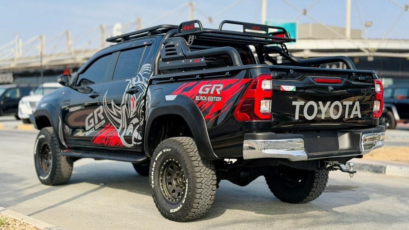 Toyota Hilux 2022| 2.8L DIESEL ENGINE | AT | RHD | HEAVY BULL BAR WITH LED FOCUSED LIGHTS | DUAL BULL BAR ANTENNA