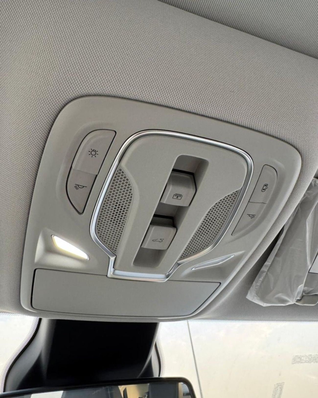 MG ZS MG ZS 1.5L (LUXURY) - 2025 MODEL RED COLOR