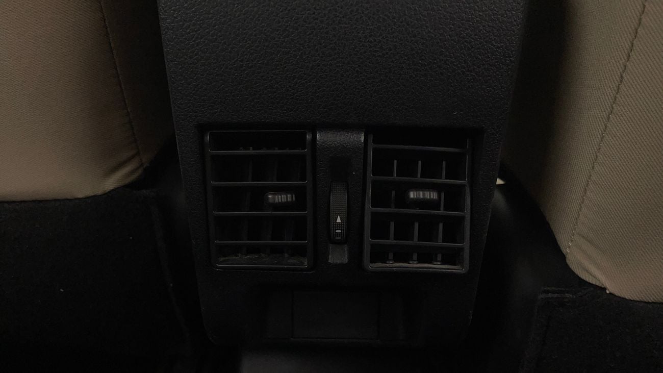 تويوتا يارس E 1.5 | بدون دفعة مقدمة | اختبار القيادة في المنزل