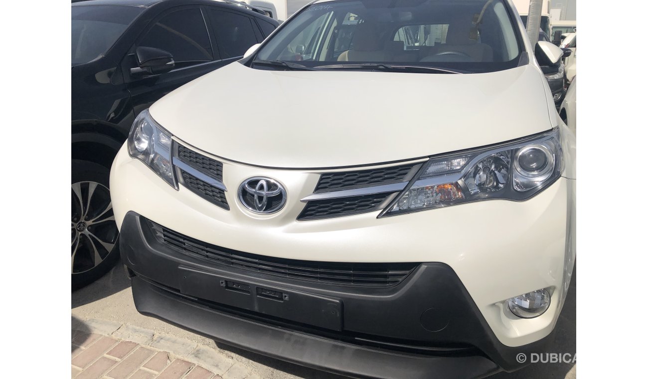 Toyota RAV4 Toyota Rav 4 EXR 4WD,model:2015. free of accident with low mileage. only done 36000 km