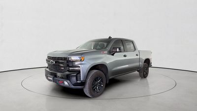 شيفروليه سيلفارادو 1500 كاب الطاقم TRAILBOSS Z71 | شامل الضمان | 0 دفعة أولى