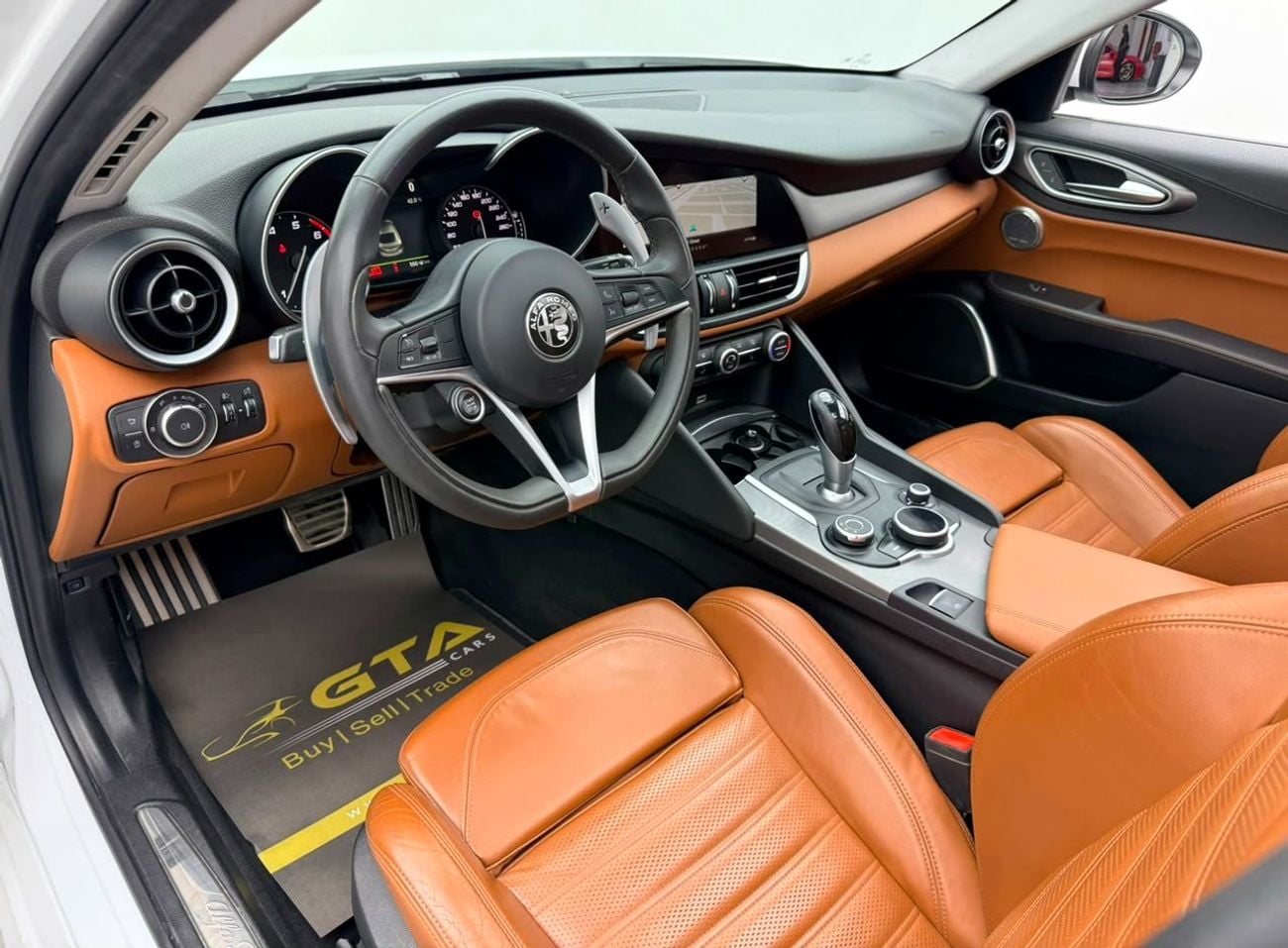 Alfa Romeo Giulia VELOCE 2018 Alfa Romeo Giulia Veloce Q4, Full Service History, Fully Loaded, Excellent Condition, GCC