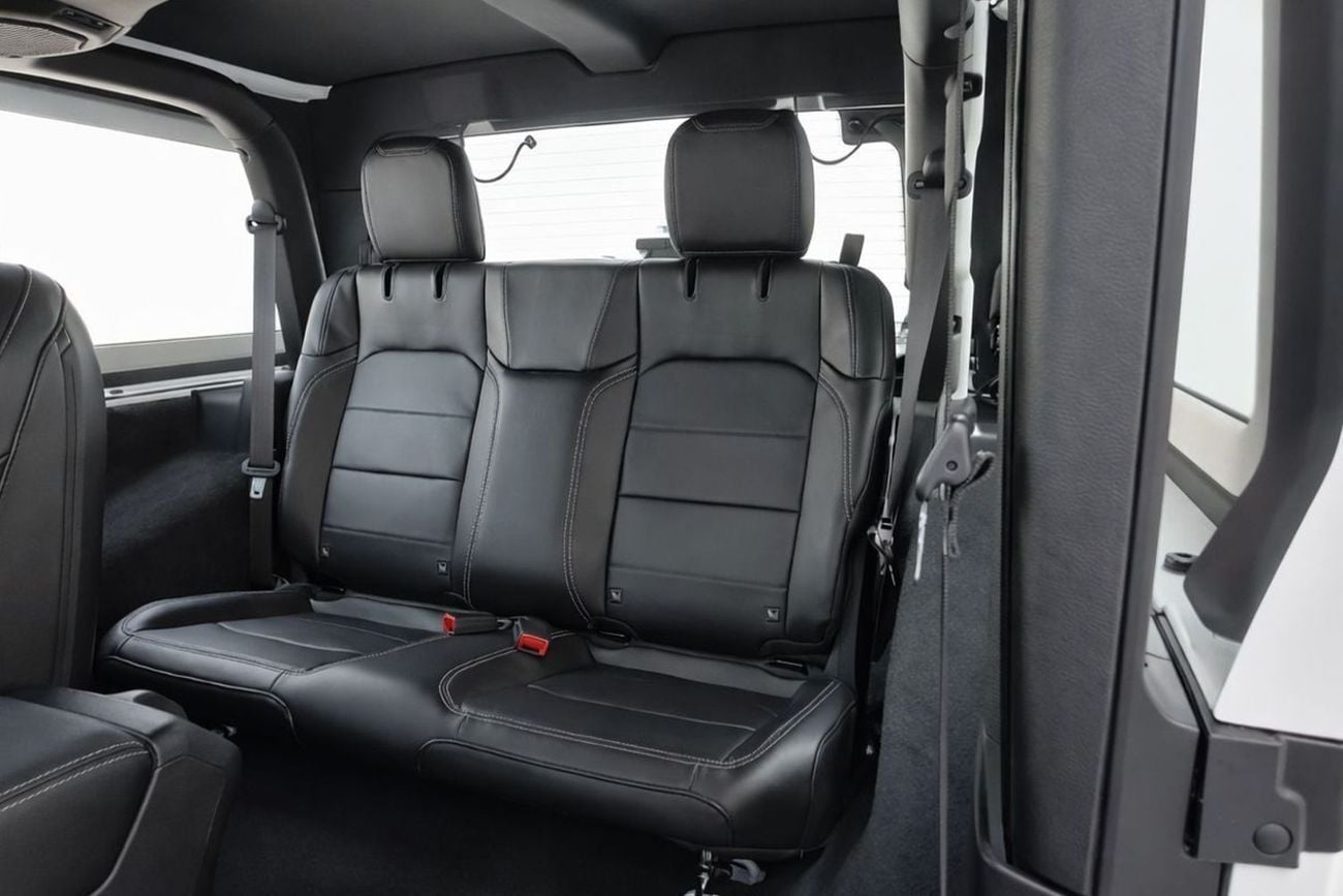 Jeep Wrangler Sahara 3.6L A/T (5 Seater) l  AED 2,742 P.M l 0% Downpayment l Sahara l Agency Warrant