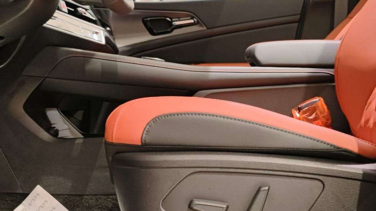 كيا سبورتيج 2.0L MPFI | Petrol | Automatic | All Wheel Drive | 5 Seats | 5 Door