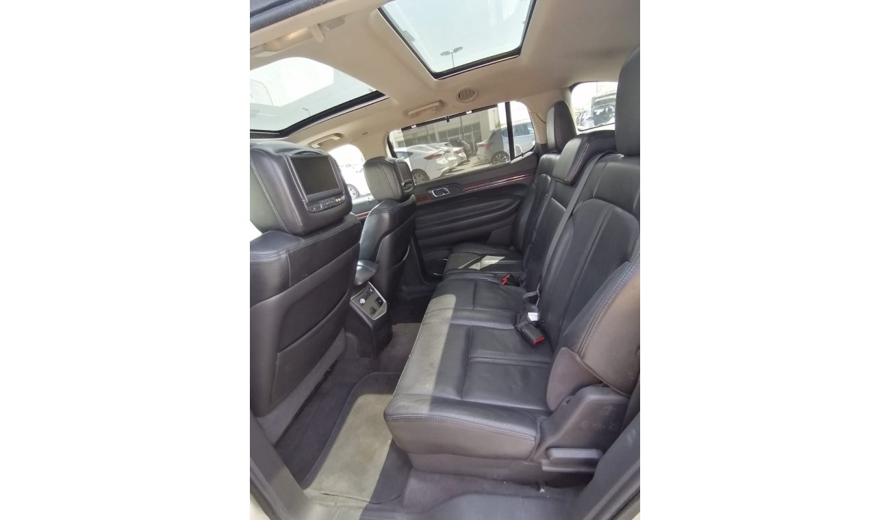 Lincoln MKT Lincoln MKT 2011 model