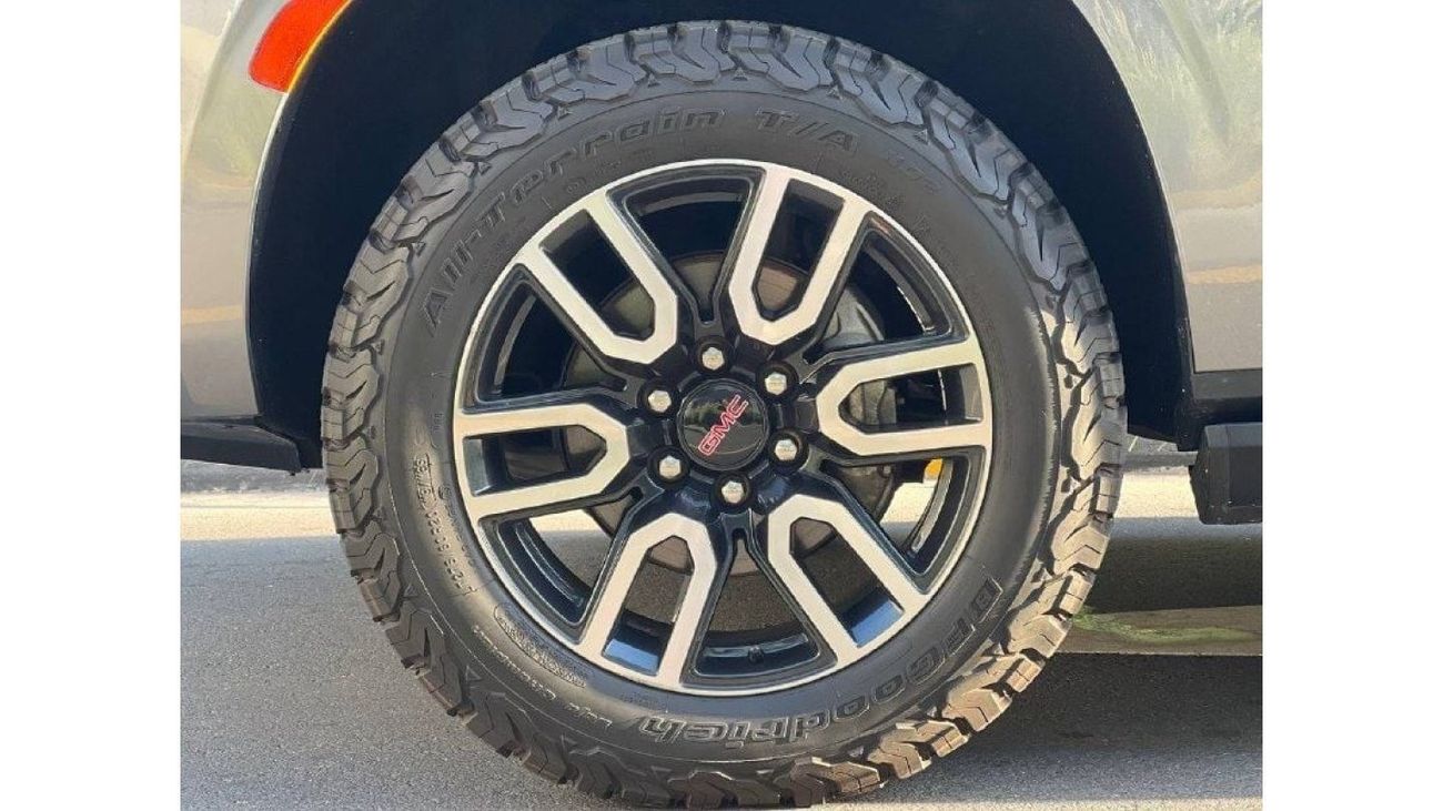 GMC Yukon AT4 5.3L V8 PTR A/T AWD // 2021 // FULL OPTION WITH RADAR , 360 CAMERA , PANORAMIC ROOF // SPECIAL O