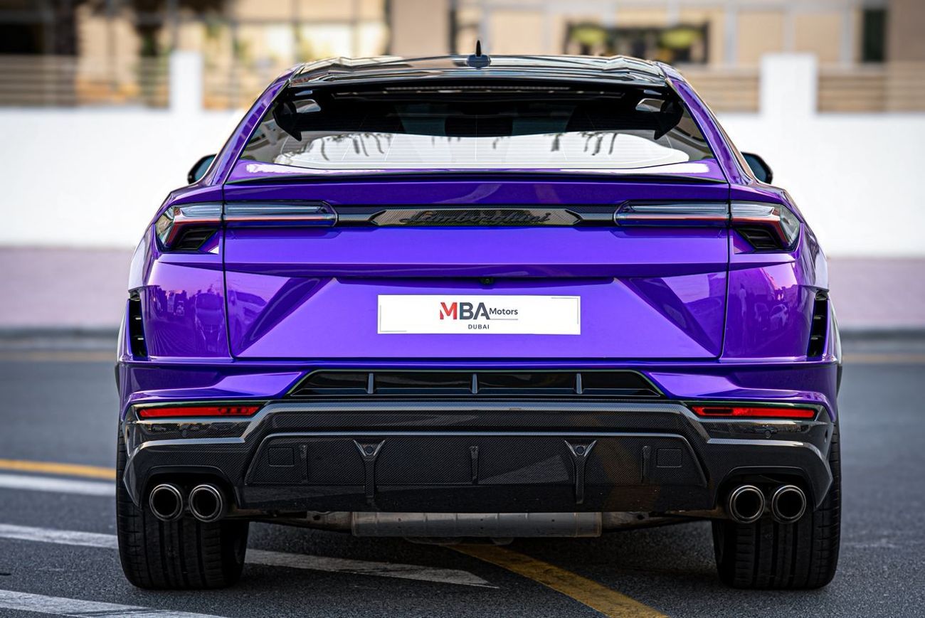 لامبورغيني اوروس 4.0T V8 Performante