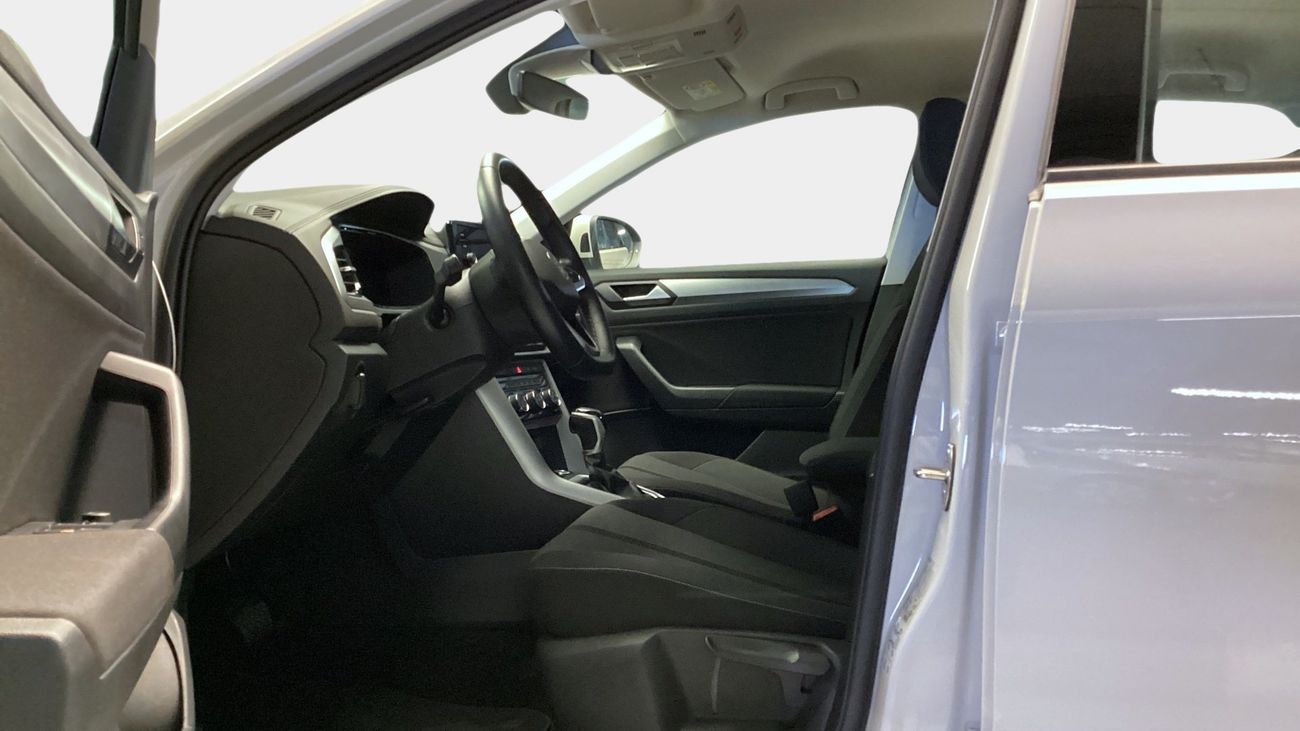 فولكس واجن T ROC Life | شامل الضمان | 0 ﺪﻔﻋﺓ ﺃﻮﻟﻯ