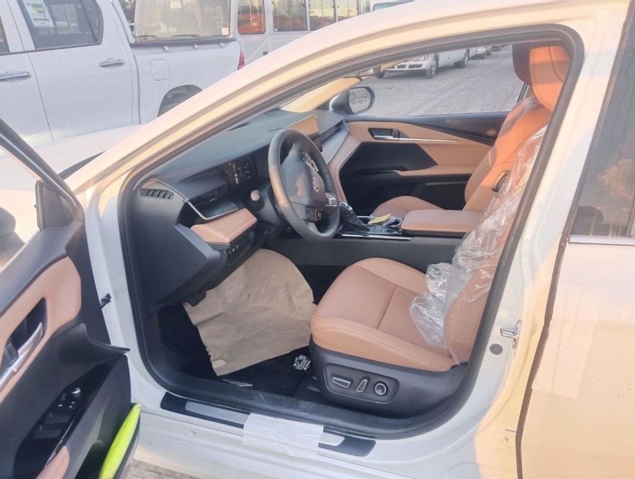 تويوتا كامري 2025 Toyota Camry 2.0 Hybrid Panoramic sunroof