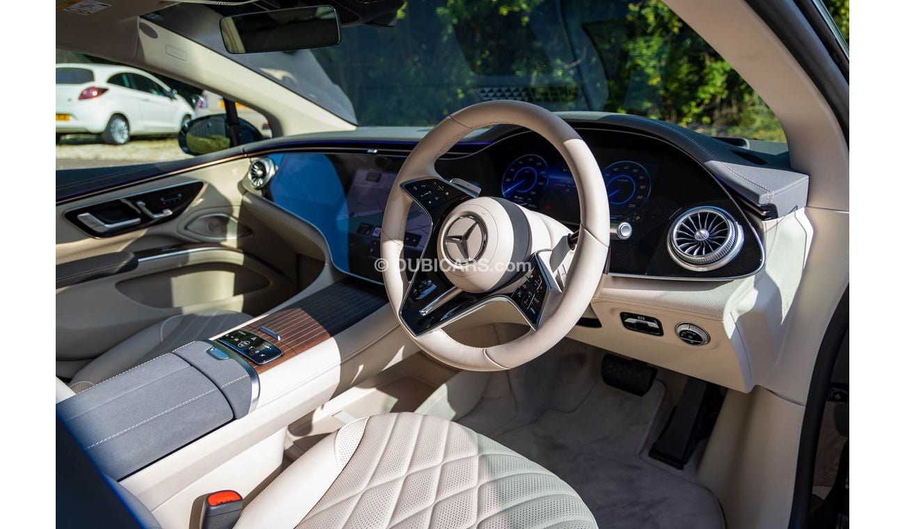 مرسيدس بنز EQS 450+ HYPER SCREEN RHD