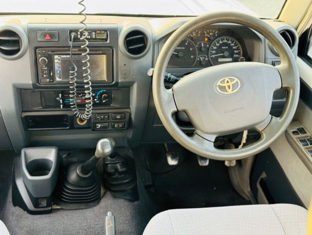 تويوتا لاند كروزر 70 Toyota Land Cruiser hardtop