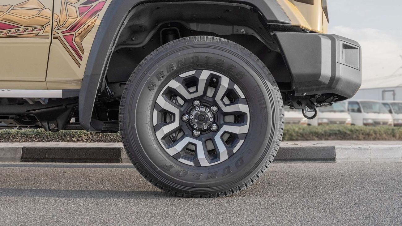 تويوتا لاند كروزر بيك آب 2025 Toyota Land Cruiser LC 79 2.8L SC AT Diesel Full Option (Beige)