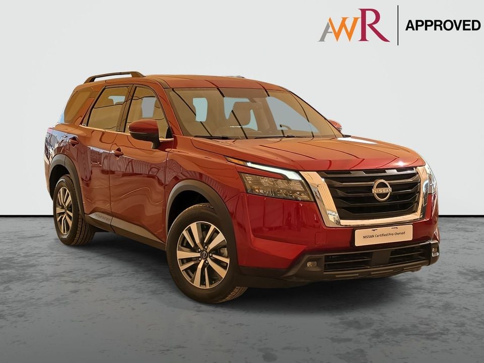 Nissan Pathfinder S