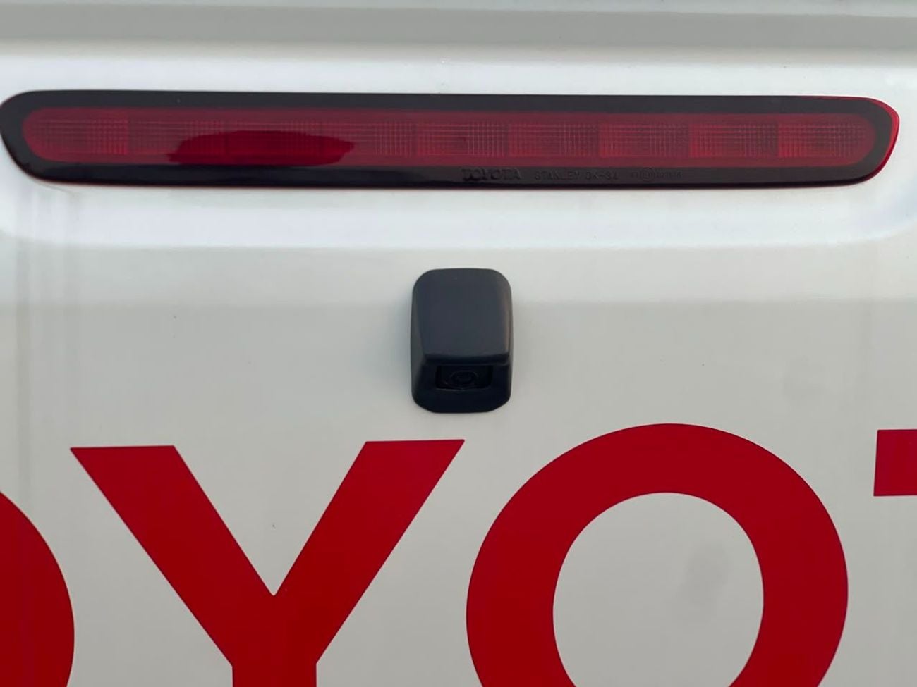 Toyota Hilux SR5 (NON GCC)