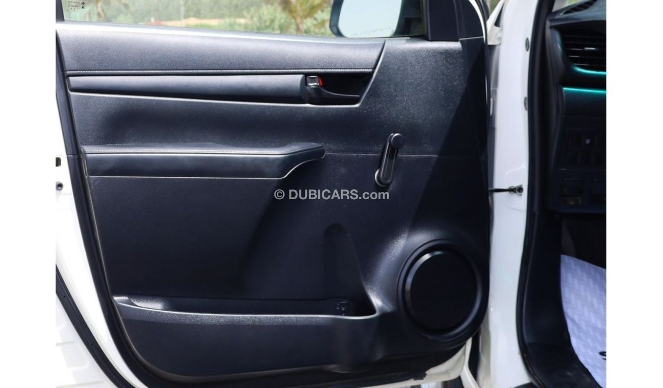 Toyota Hilux GL | 4X4 - 2.7L PETROL - AUTOMATIC DOUBLE CAB | GCC SPECS
